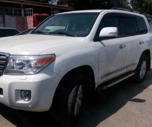 Toyota Land Cruiser 200