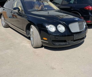  Аренда Bentley Continental Flying Spur